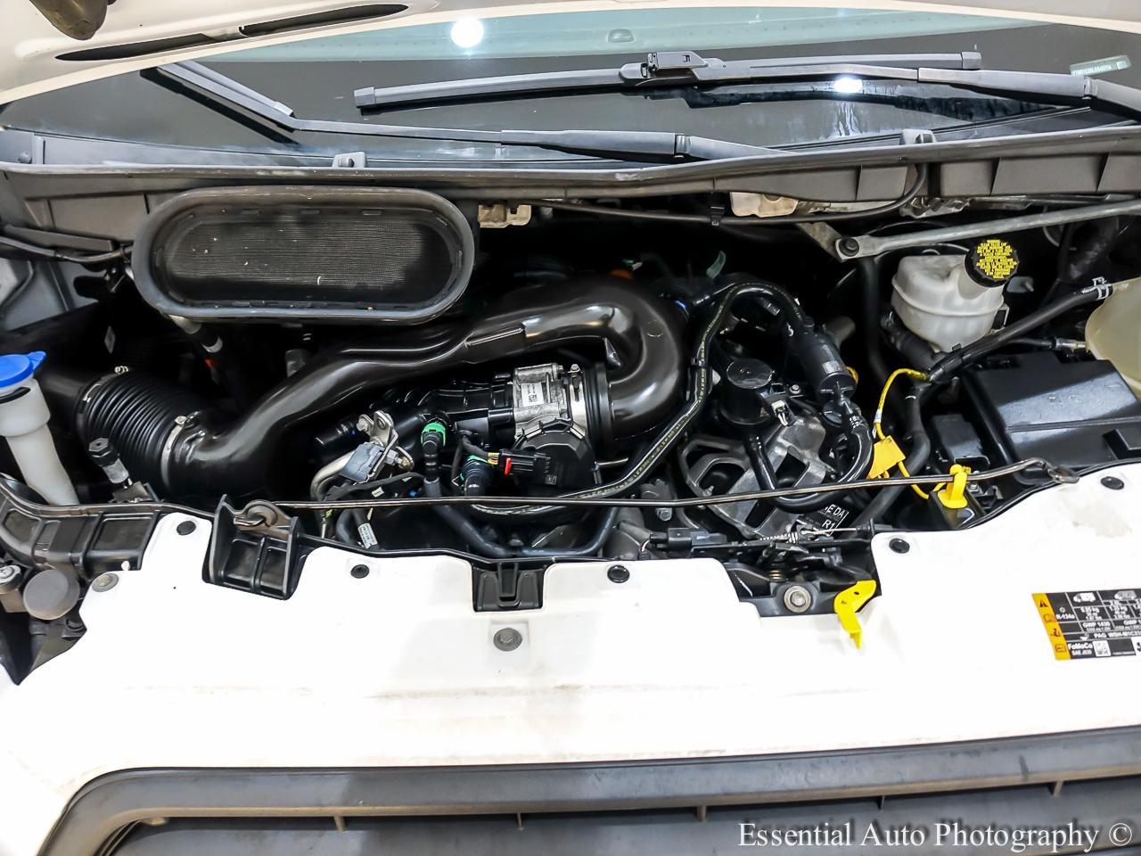 Ford Transit 250 Van Med. Roof w/Sliding Pass. 130-in. WB 2020