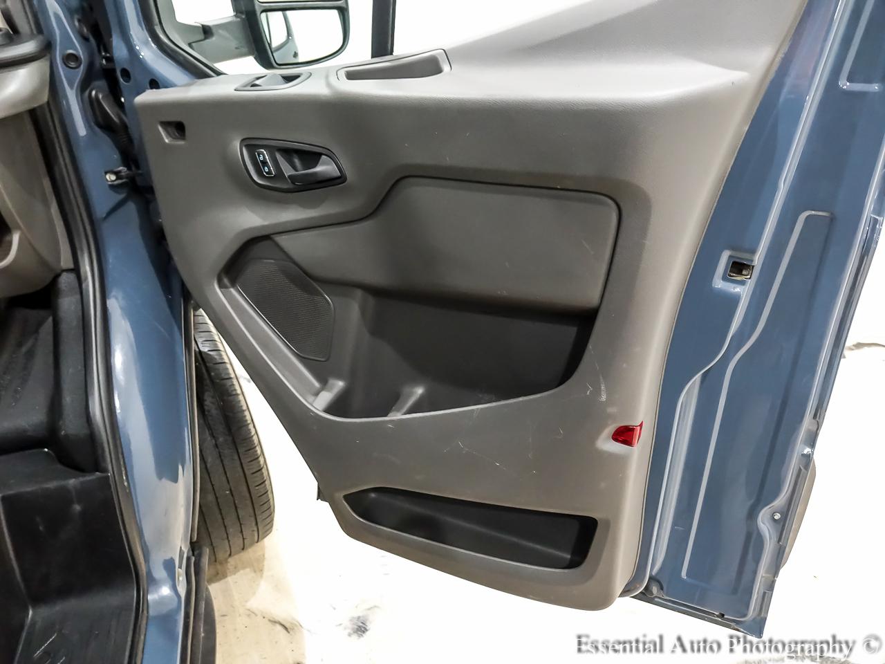 Ford Transit 250 Van High Roof w/Sliding Pass. 148-in. WB EL 2022