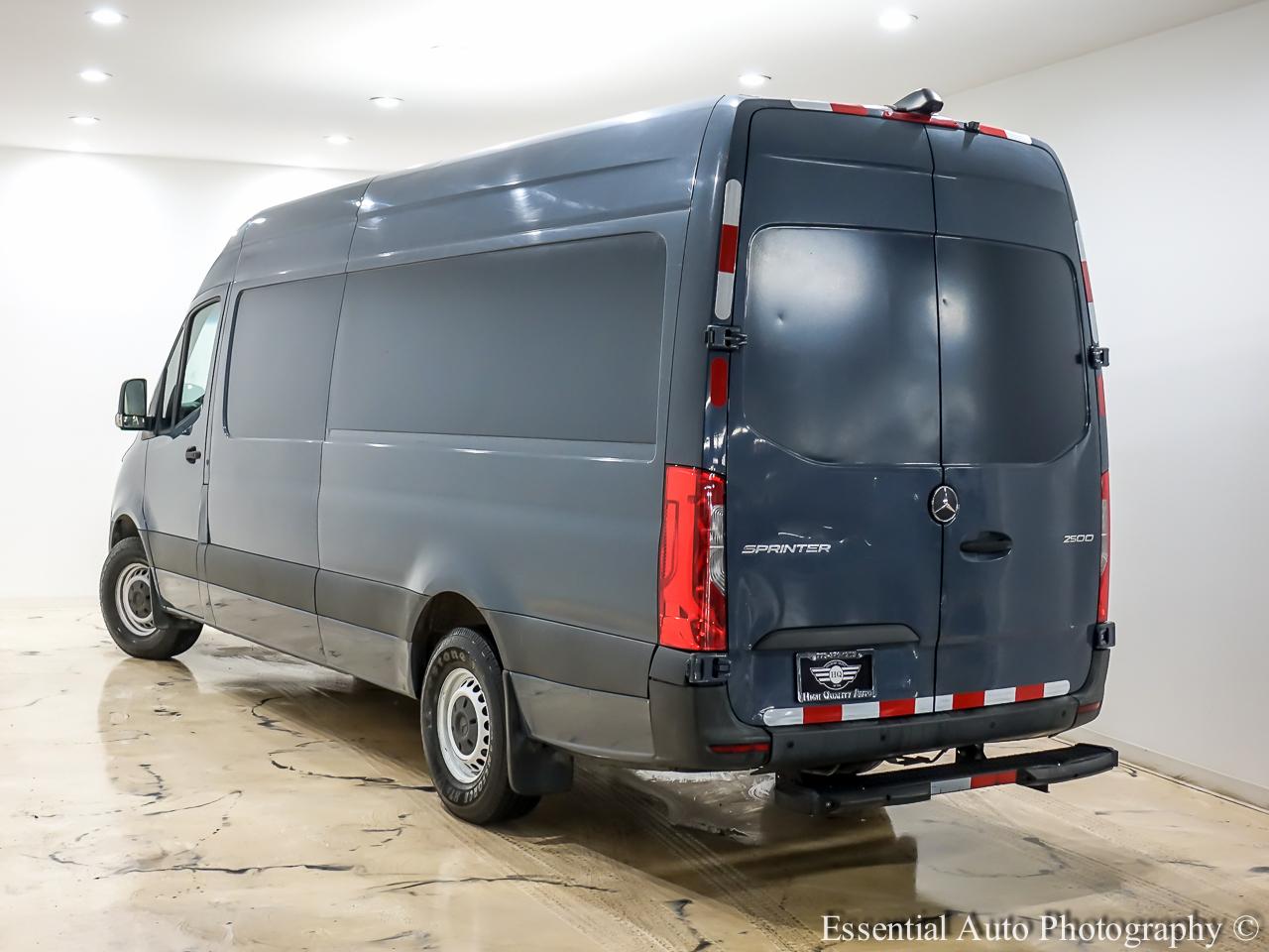 Mercedes-Benz Sprinter 3500 Wagon High Roof 170-in. WB 2019