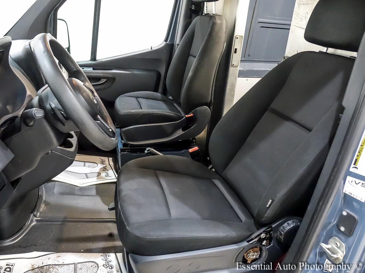 Mercedes-Benz Sprinter 3500 Wagon High Roof 170-in. WB 2019