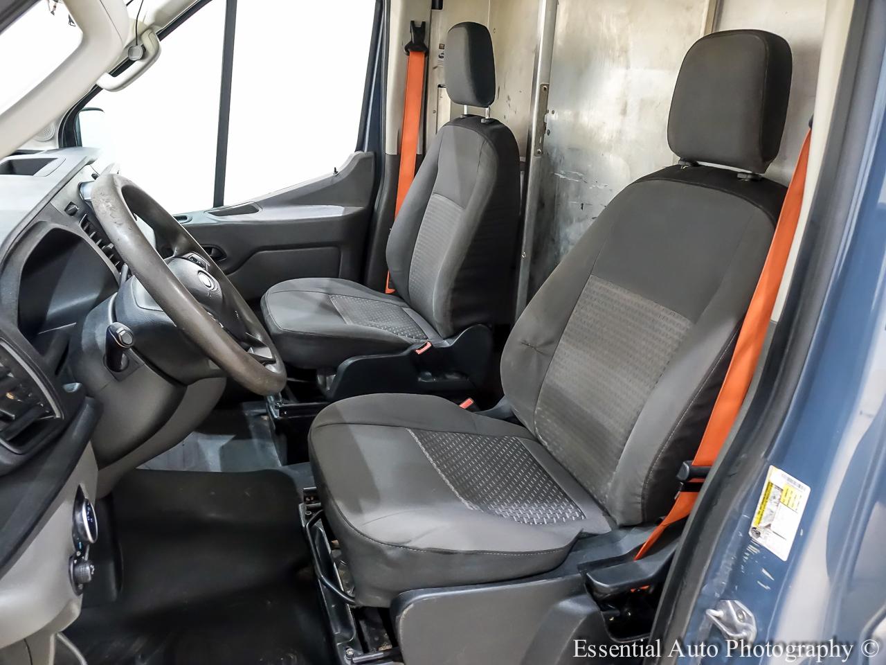 Ford Transit 250 Van High Roof w/Sliding Pass. 148-in. WB EL 2020