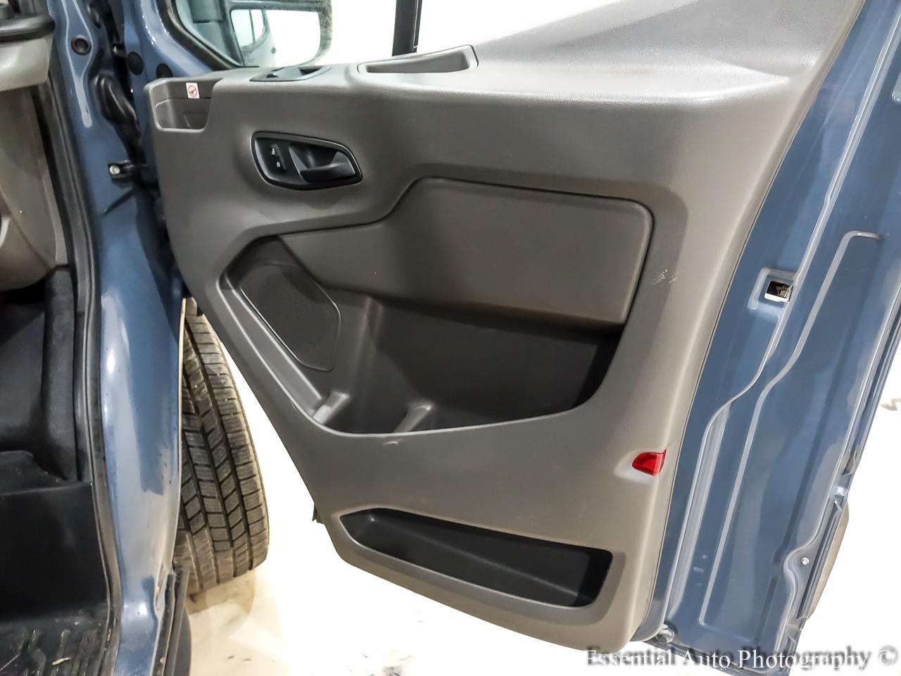 Ford Transit 250 Van High Roof w/Sliding Pass. 148-in. WB EL 2020