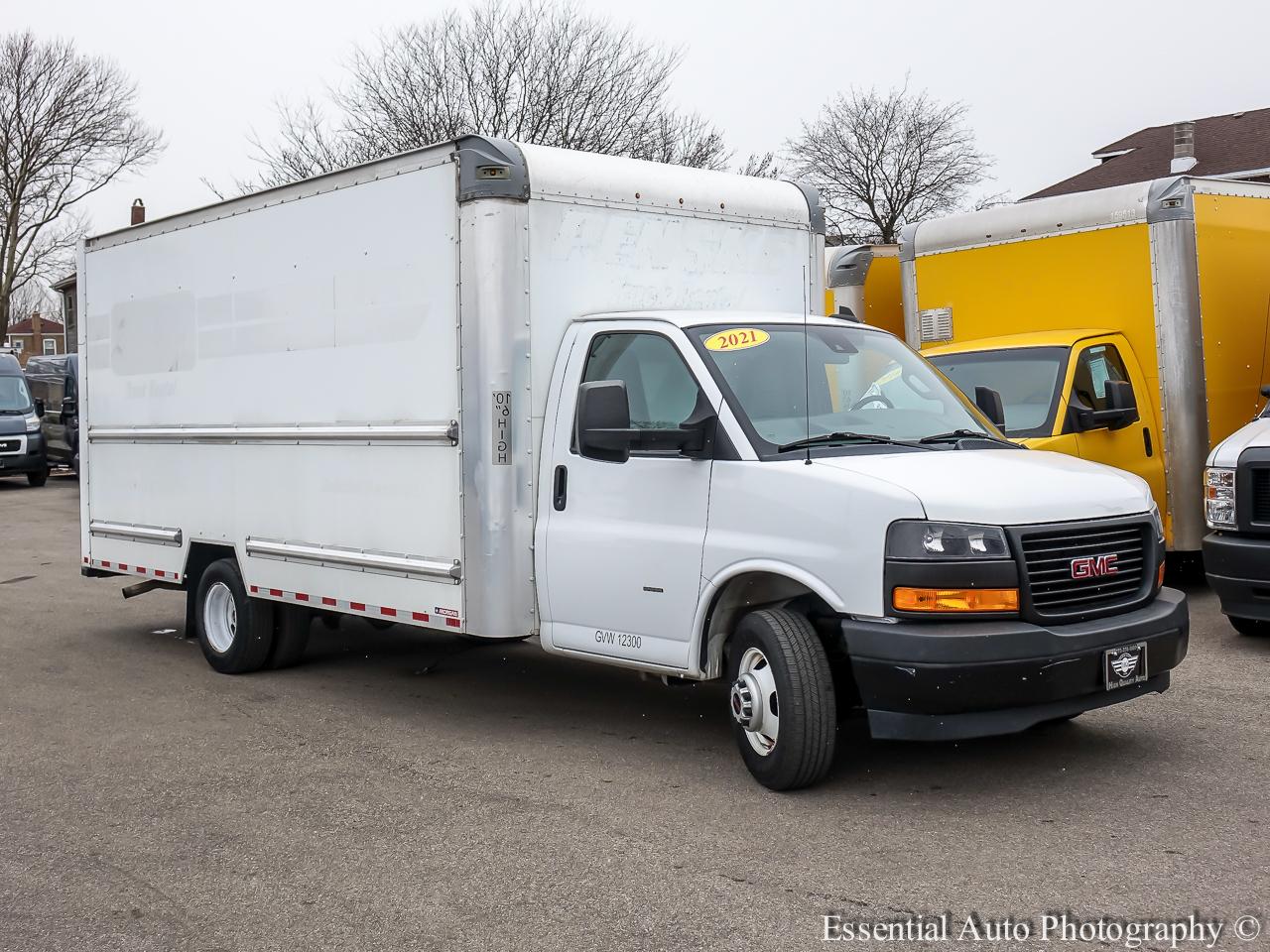 GMC Savana G3500 177 in. 2021