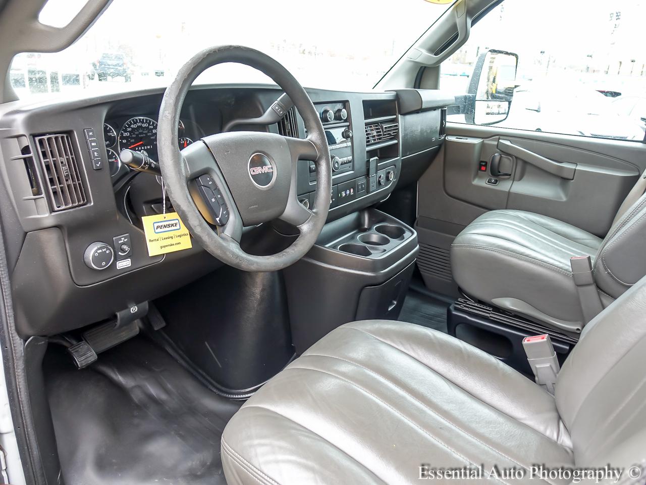 GMC Savana G3500 177 in. 2021