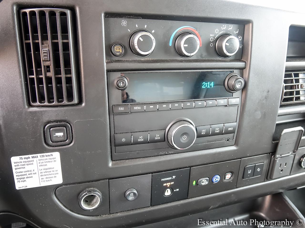 GMC Savana G3500 177 in. 2021