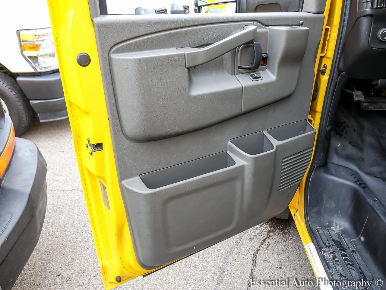 GMC Savana G3500 177 in. 2021