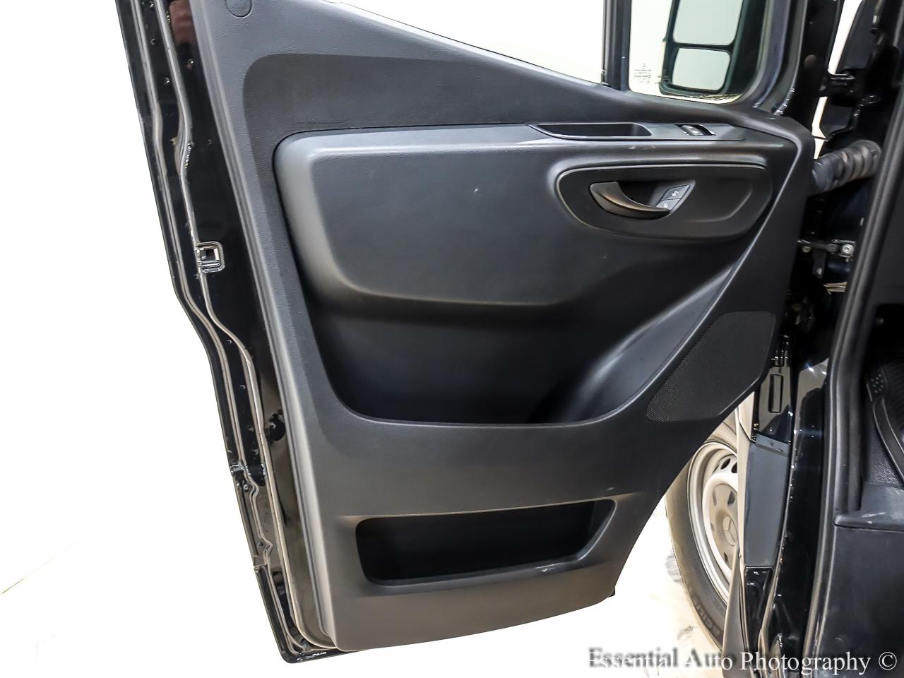 Mercedes-Benz Sprinter 2500 144-in. WB 2019