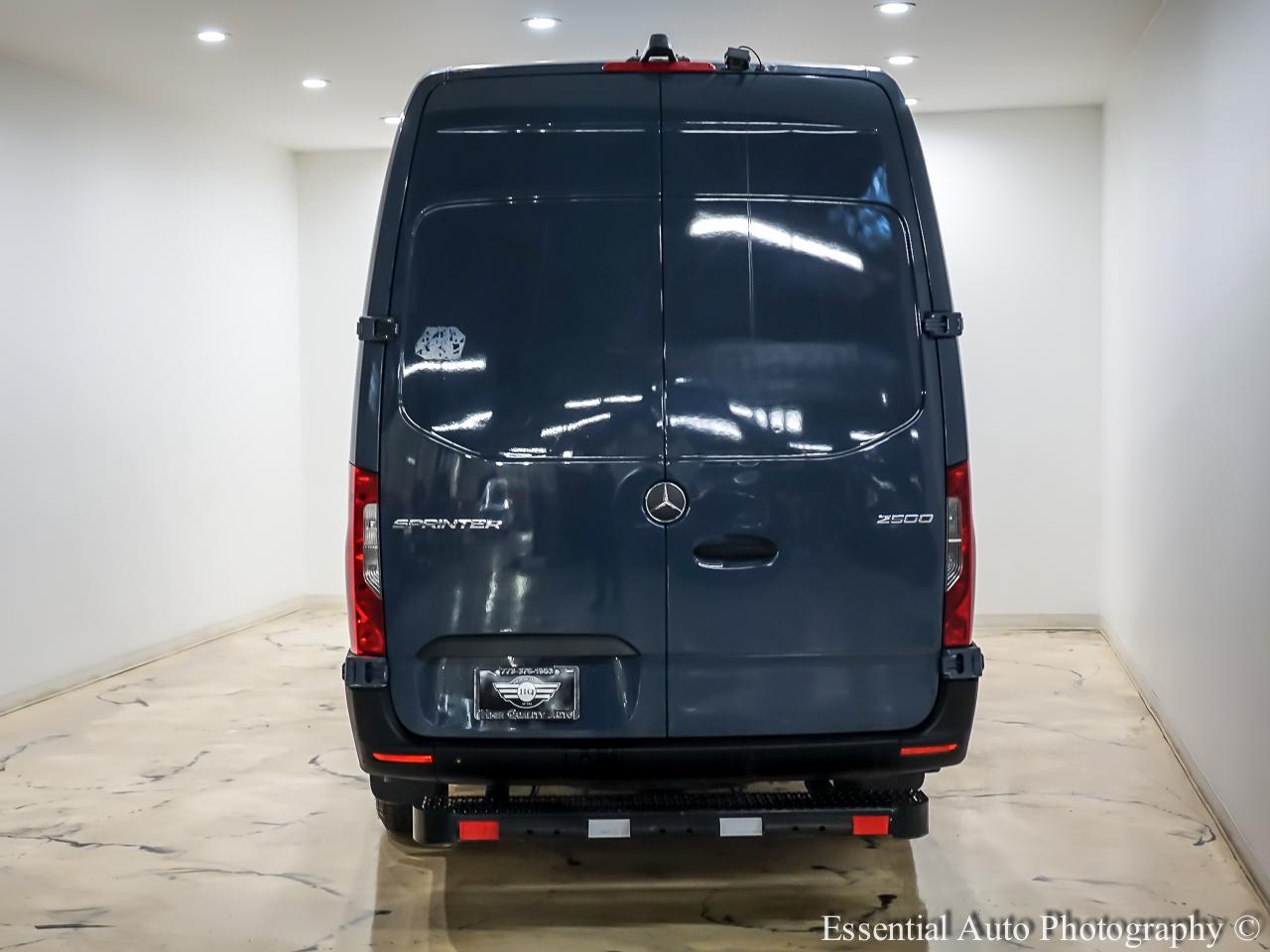 Mercedes-Benz Sprinter 3500 Wagon High Roof 170-in. WB 2019