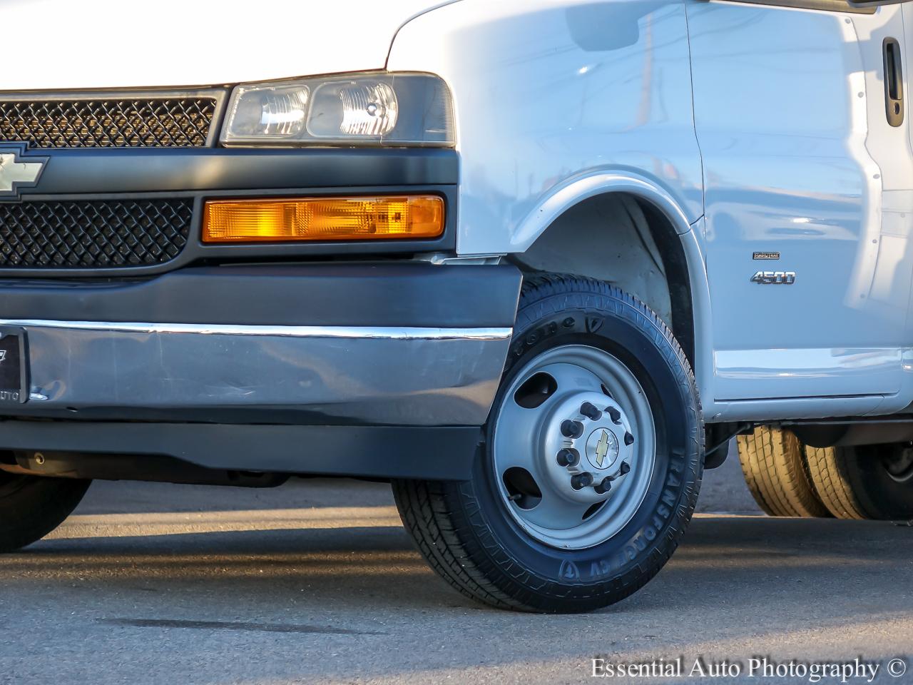 Chevrolet Express G4500 159" 2021