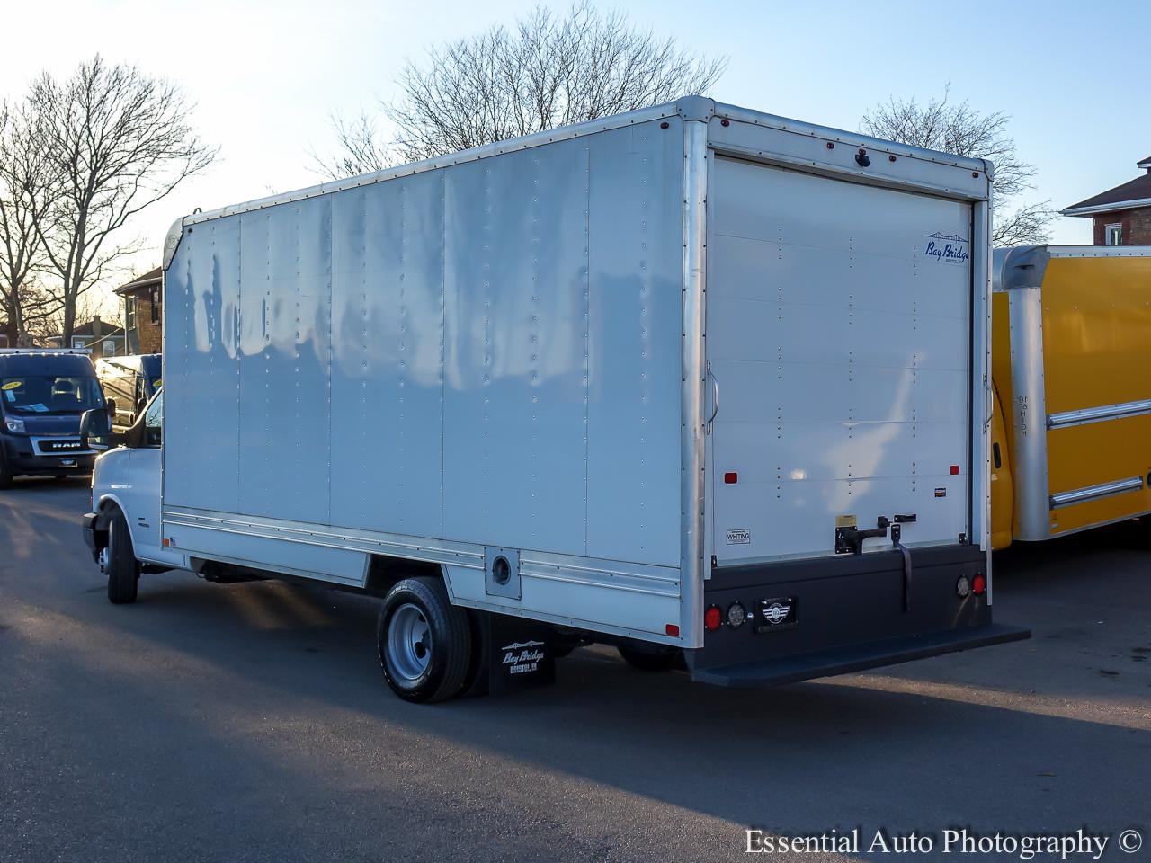 Chevrolet Express G4500 159" 2021