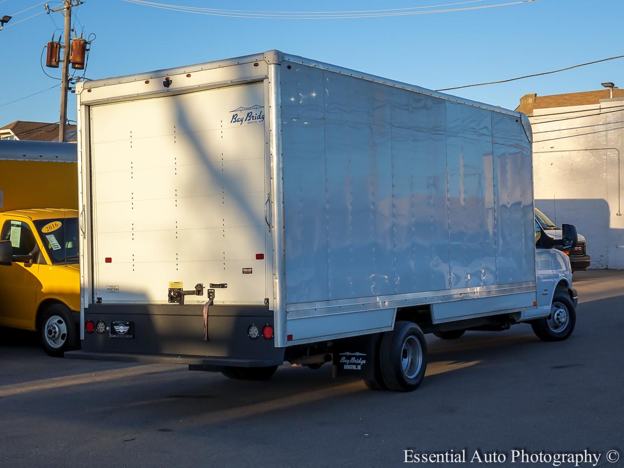 Chevrolet Express G4500 159" 2021