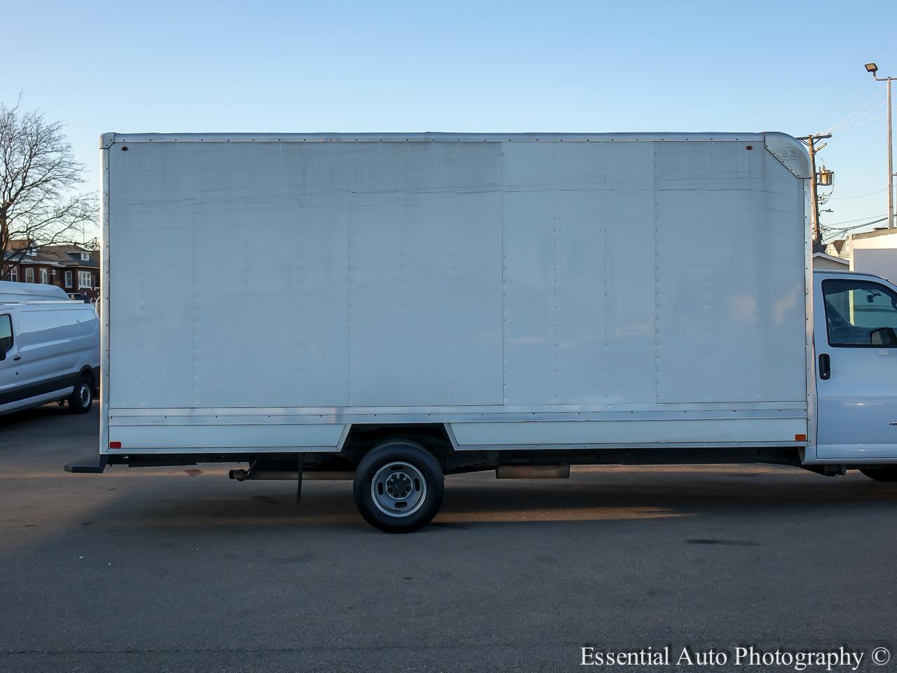 Chevrolet Express G4500 159" 2021