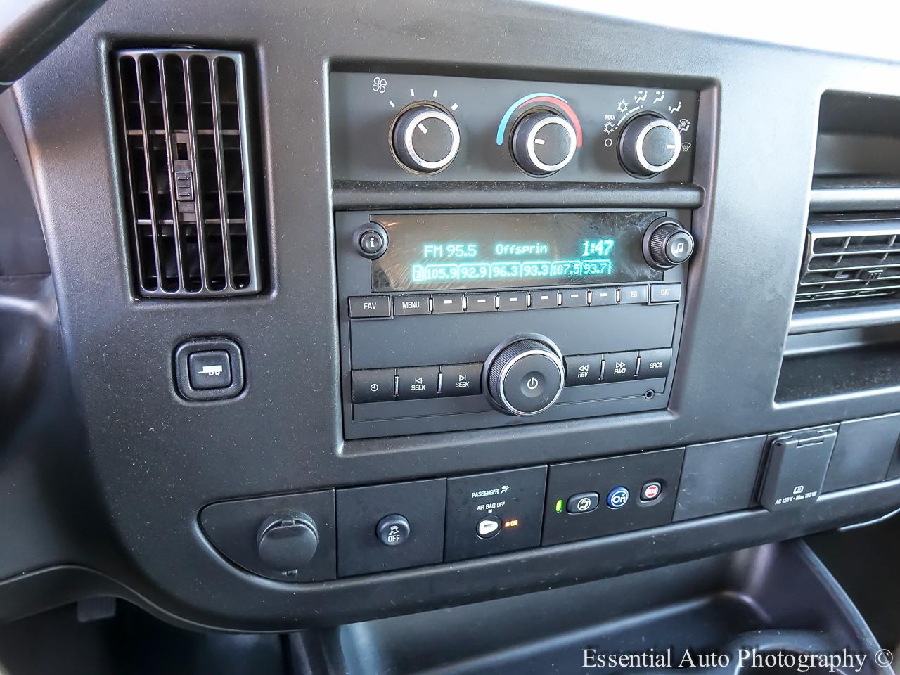 Chevrolet Express G4500 159" 2021