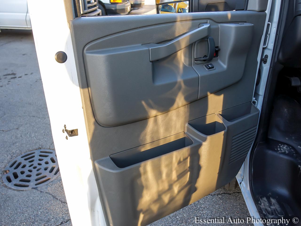 Chevrolet Express G4500 159" 2021