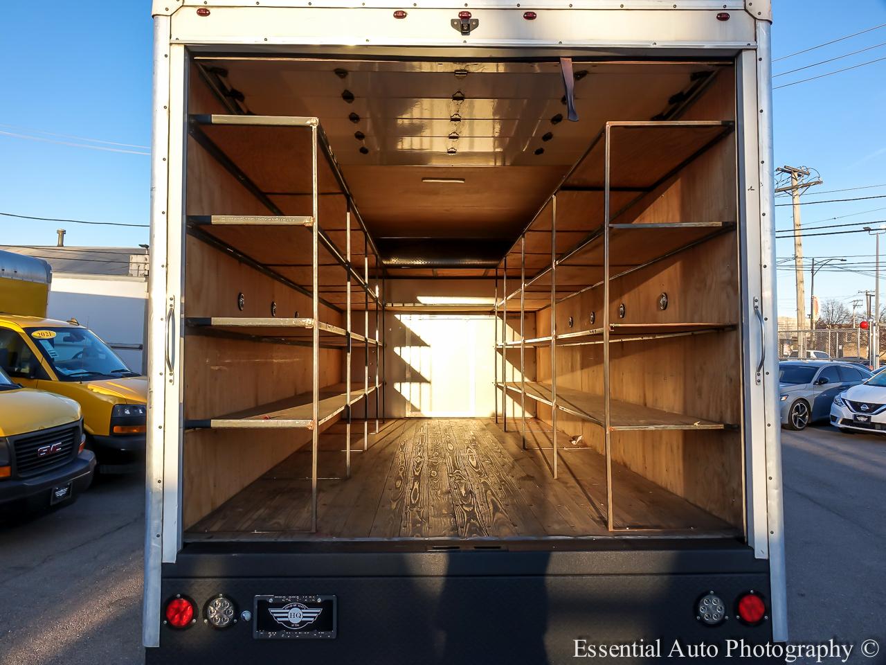 Chevrolet Express G4500 159" 2021