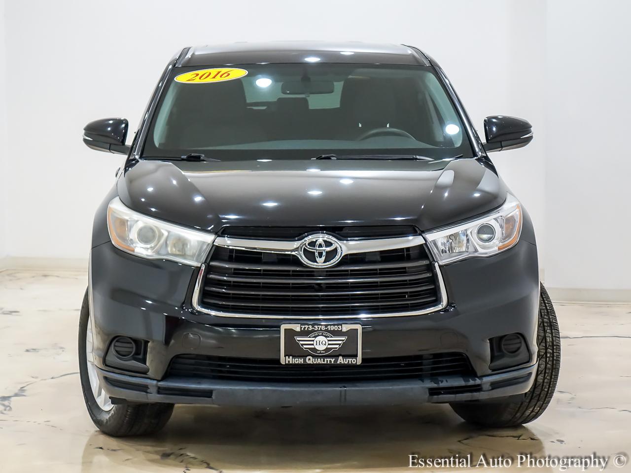 Toyota Highlander LE AWD V6 2016