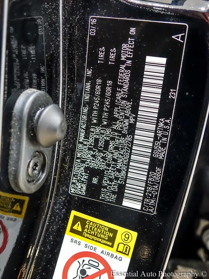 Toyota Highlander LE AWD V6 2016