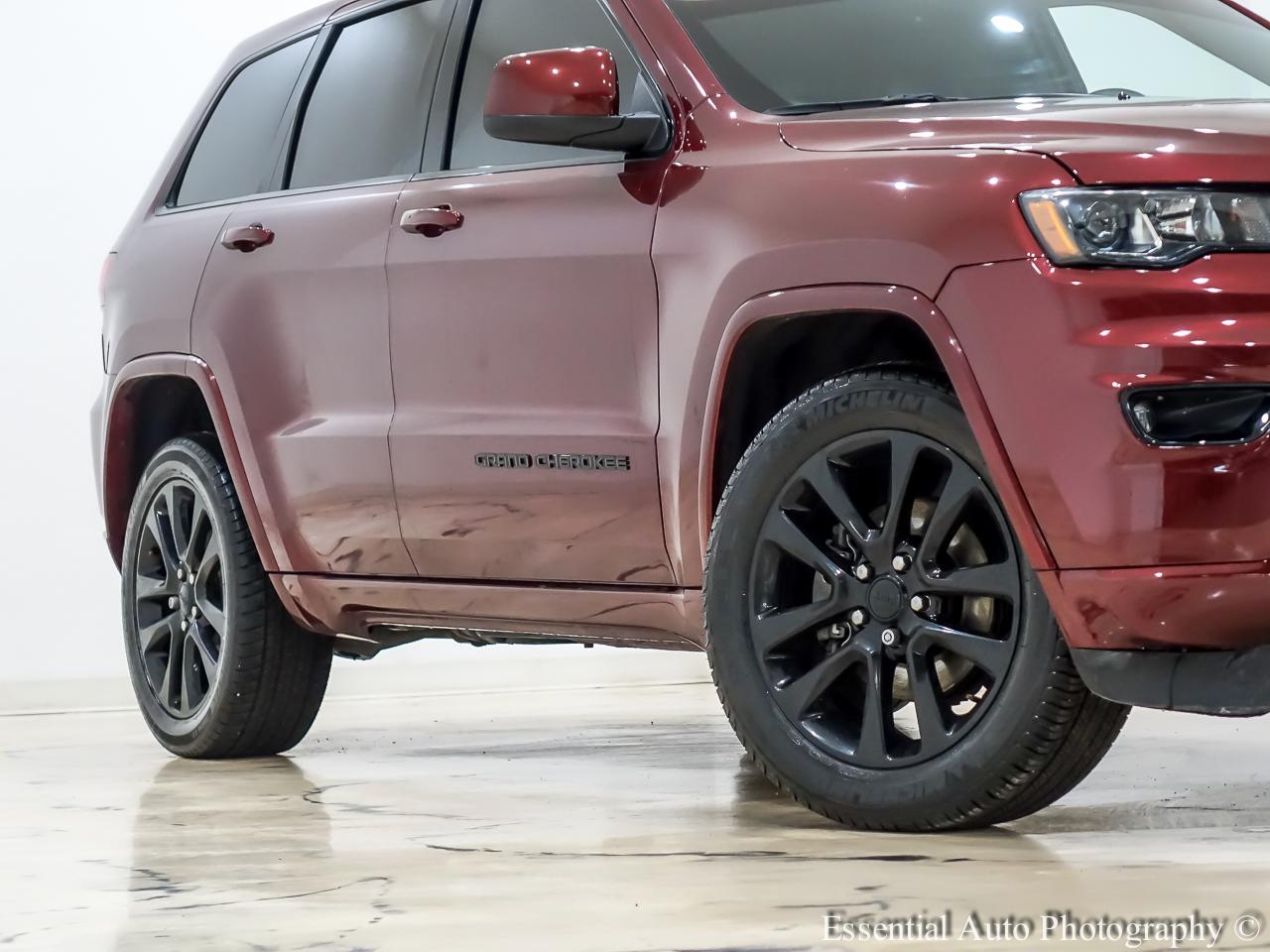 Jeep Grand Cherokee Laredo 4WD 2017