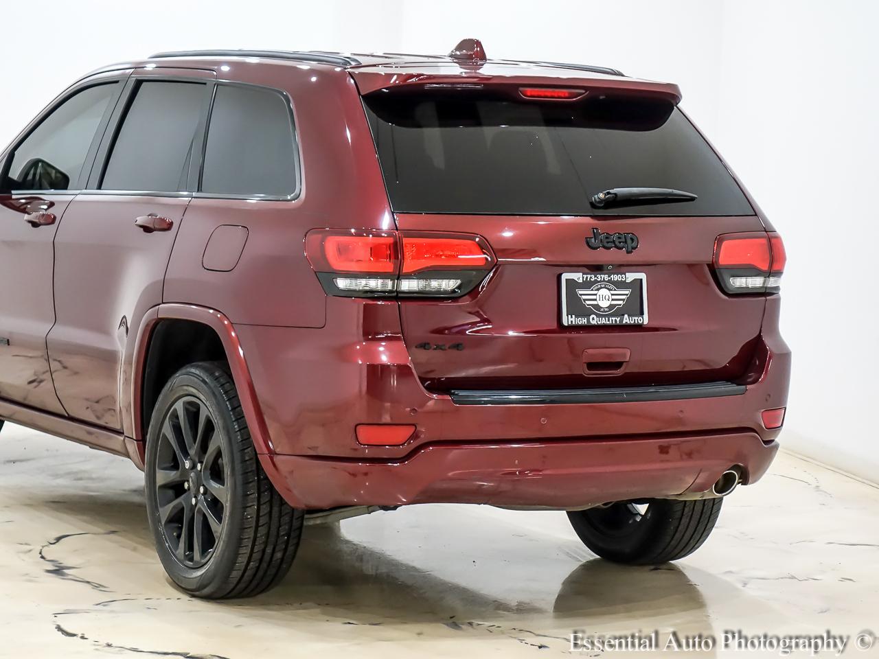 Jeep Grand Cherokee Laredo 4WD 2017