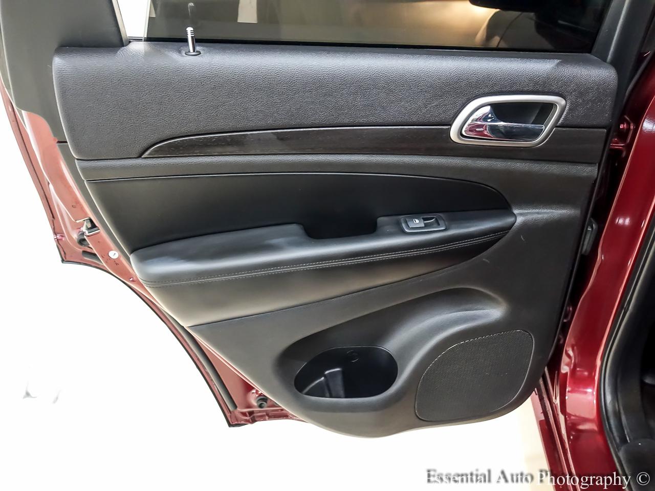 Jeep Grand Cherokee Laredo 4WD 2017