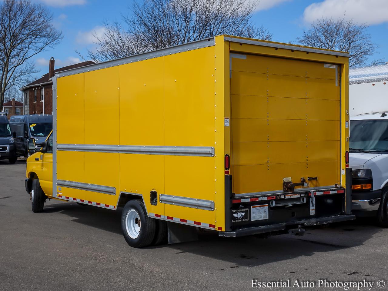 Ford Econoline E-350 Super Duty 2019