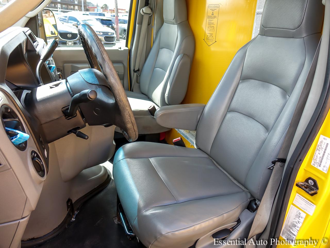 Ford Econoline E-350 Super Duty 2019