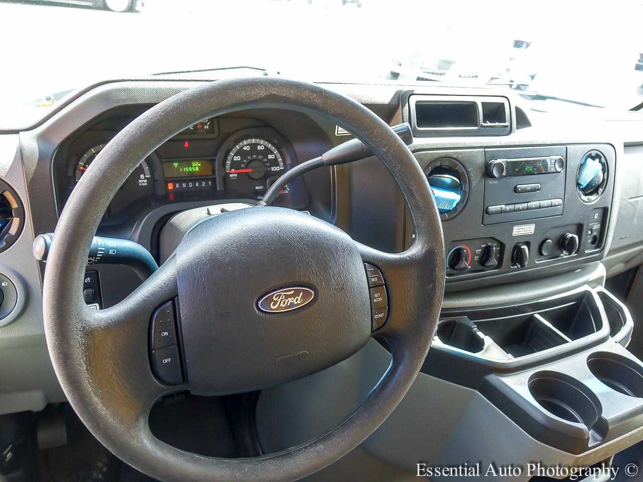 Ford Econoline E-350 Super Duty 2019