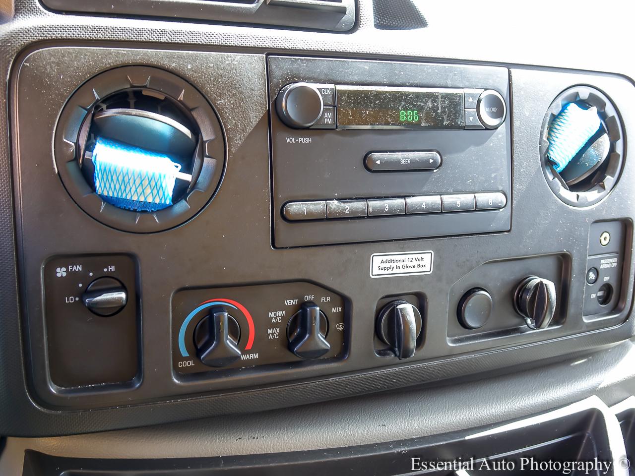 Ford Econoline E-350 Super Duty 2019