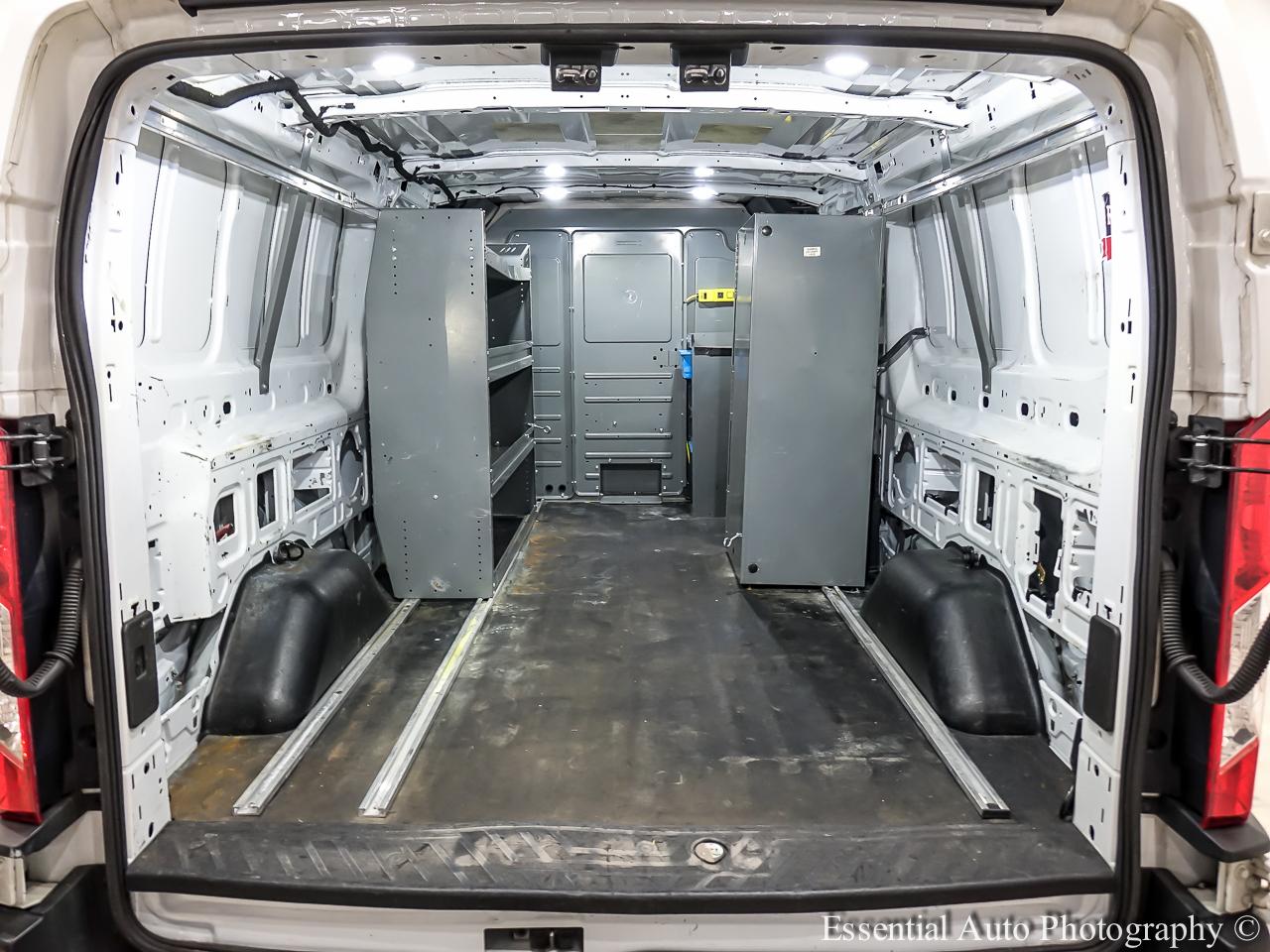 Ford Transit 250 Van Low Roof w/Sliding Pass. 148-in. WB 2019