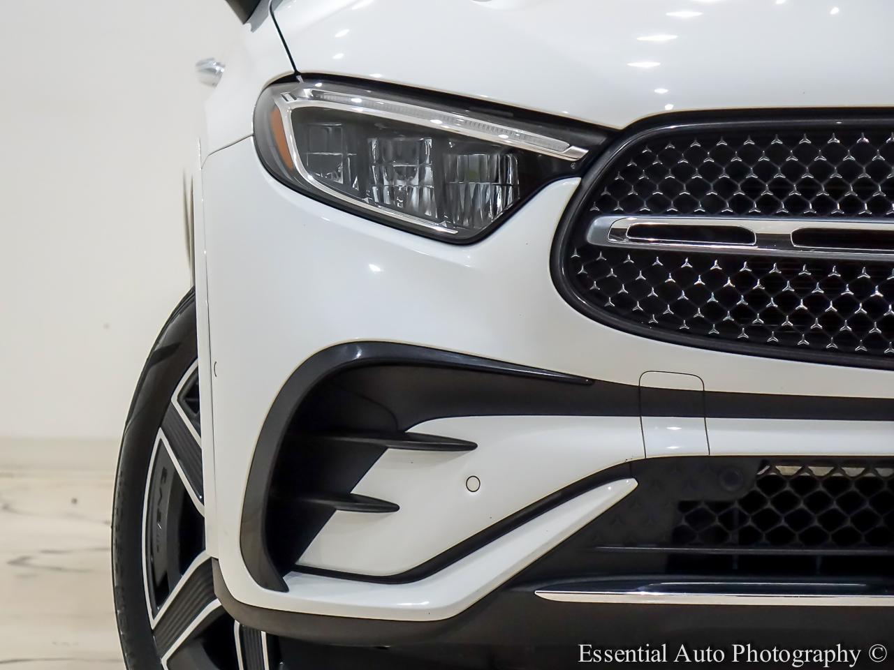 Mercedes-Benz GLC-Class GLC300 2023