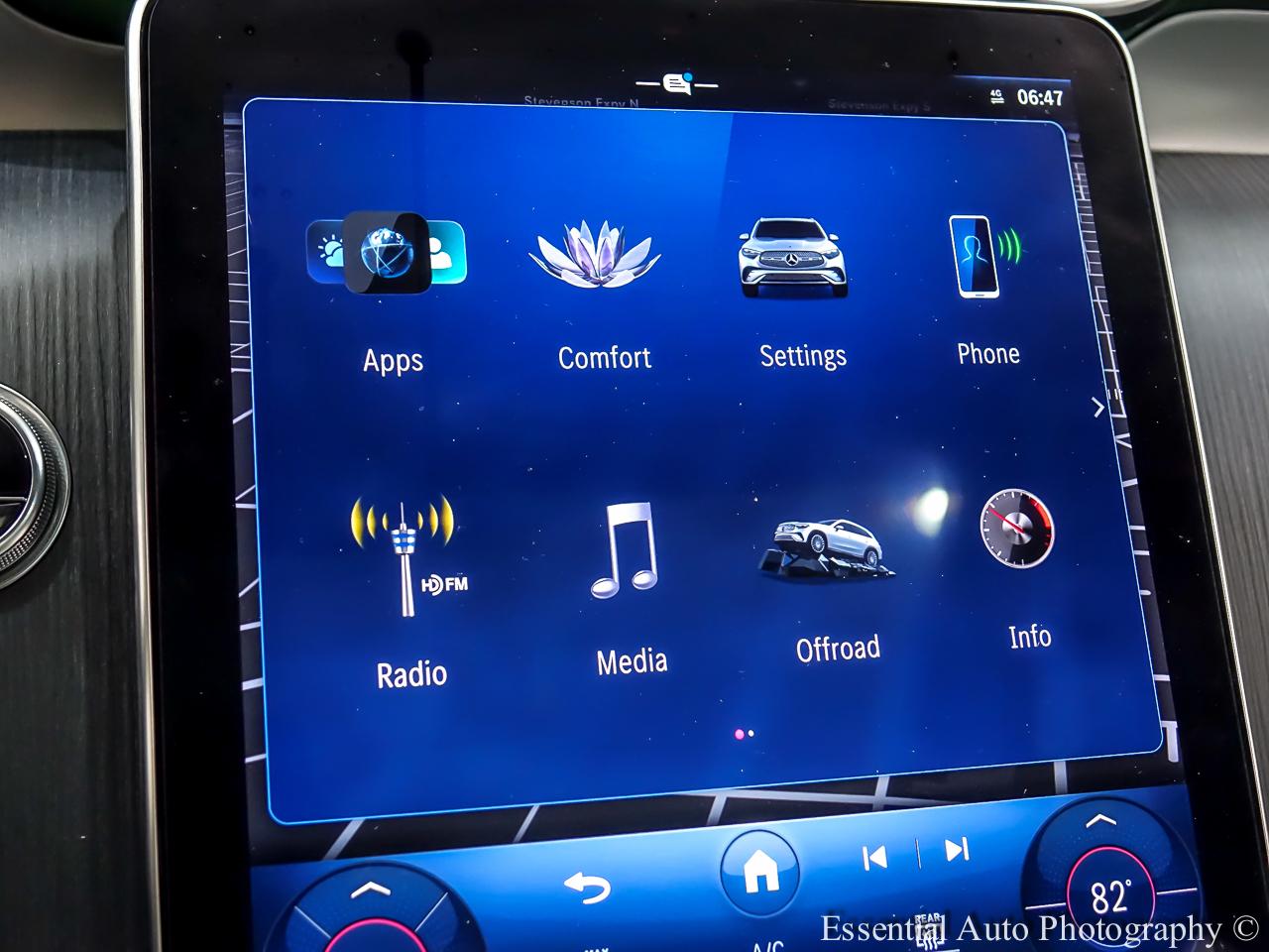 Mercedes-Benz GLC-Class GLC300 2023