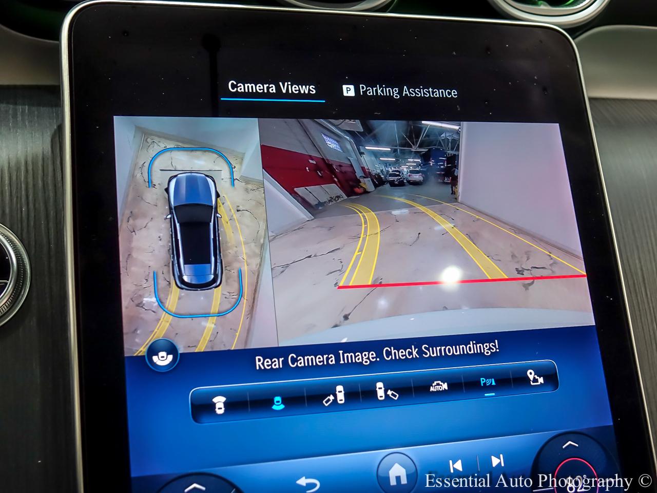 Mercedes-Benz GLC-Class GLC300 2023