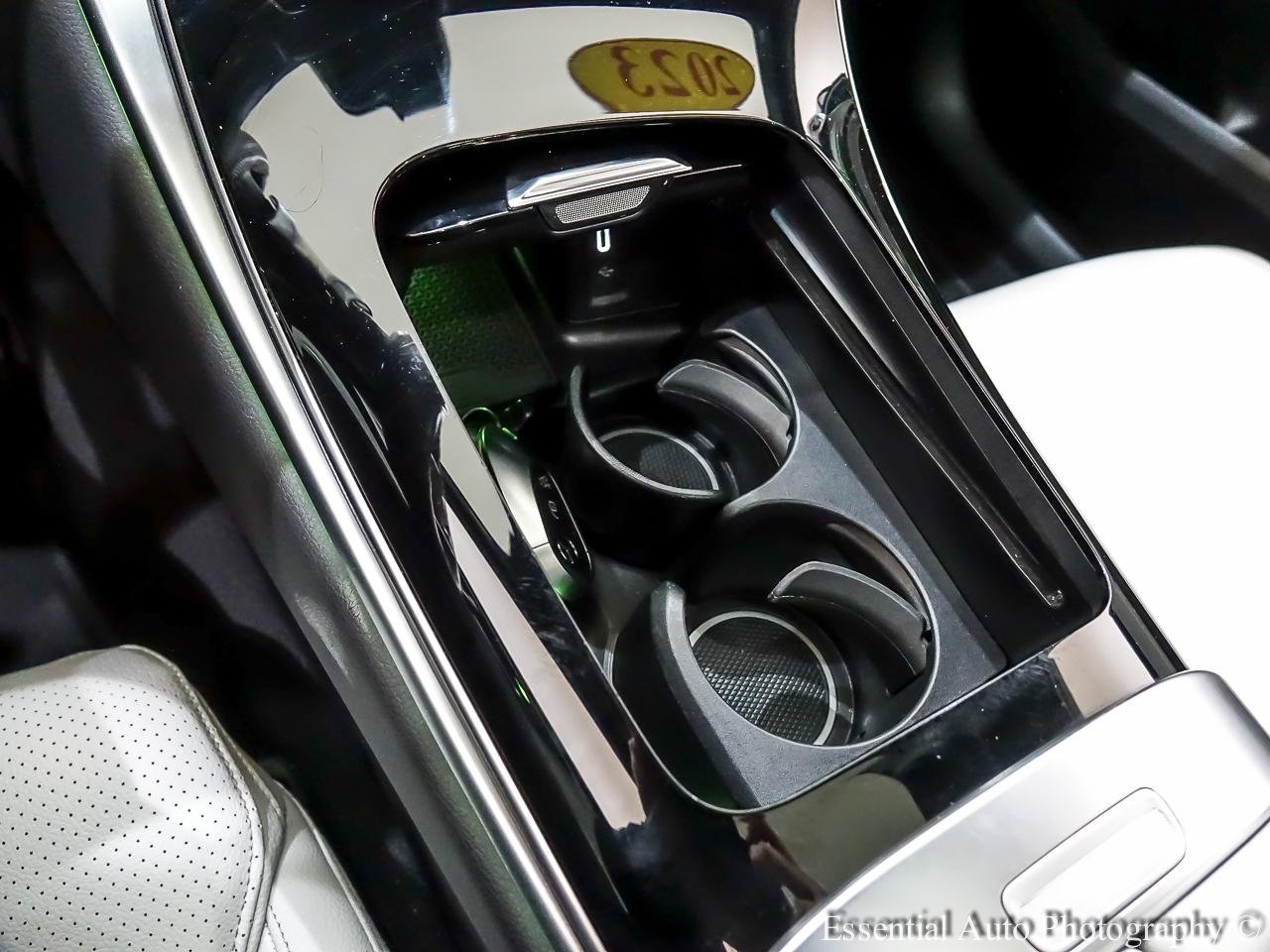 Mercedes-Benz GLC-Class GLC300 2023