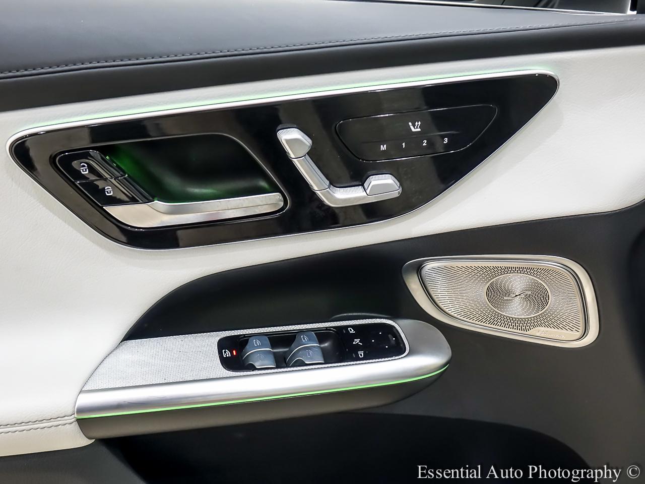 Mercedes-Benz GLC-Class GLC300 2023