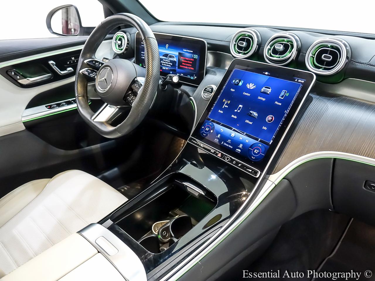 Mercedes-Benz GLC-Class GLC300 2023