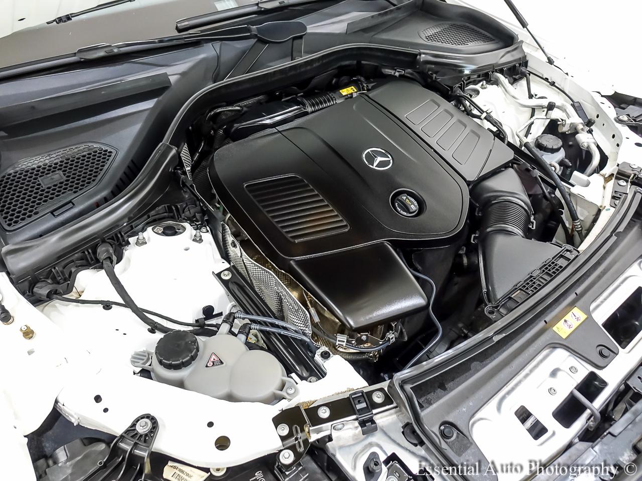 Mercedes-Benz GLC-Class GLC300 2023