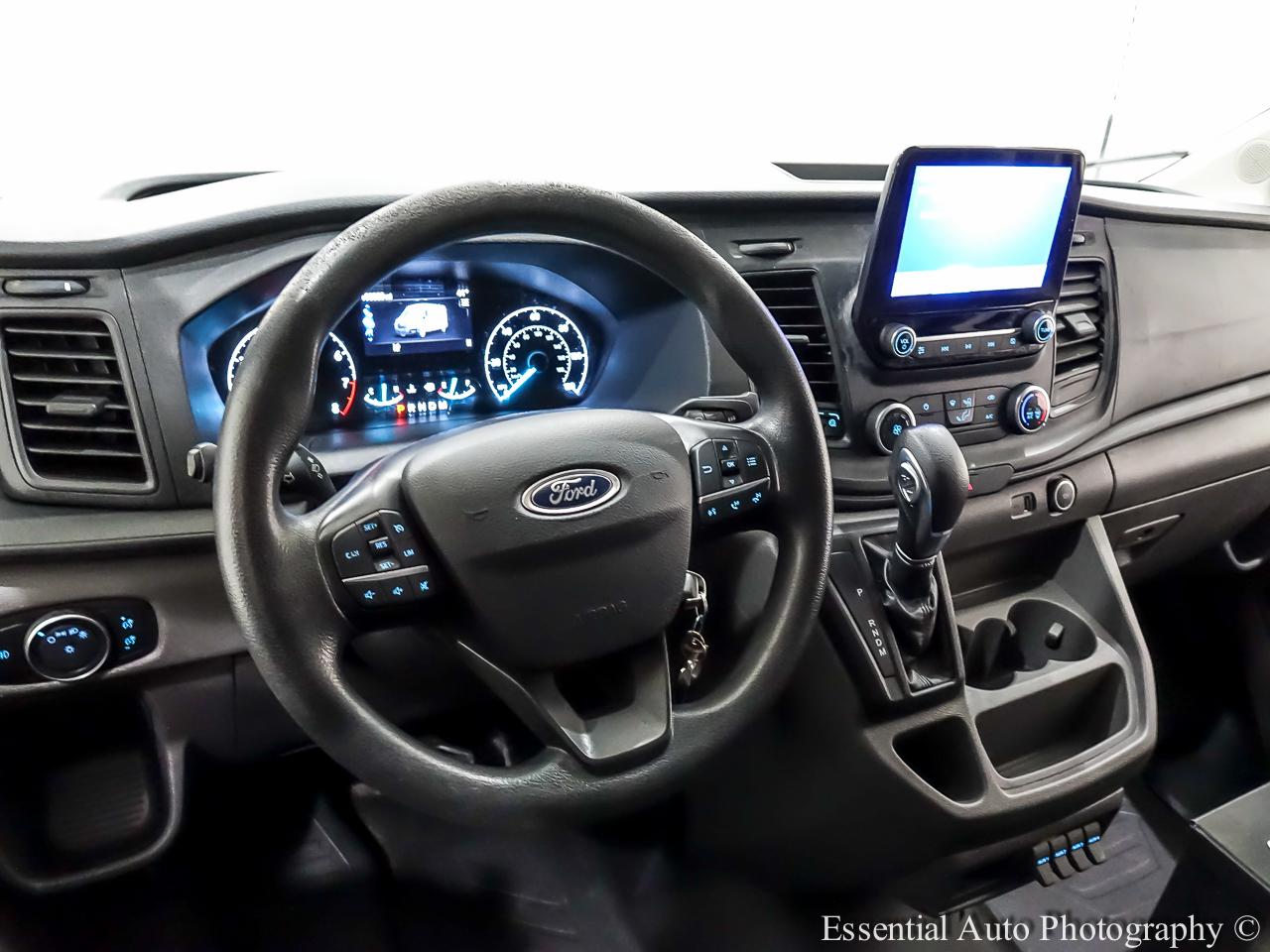 Ford Transit 250 Van Low Roof w/Sliding Pass. 130-in. WB 2020