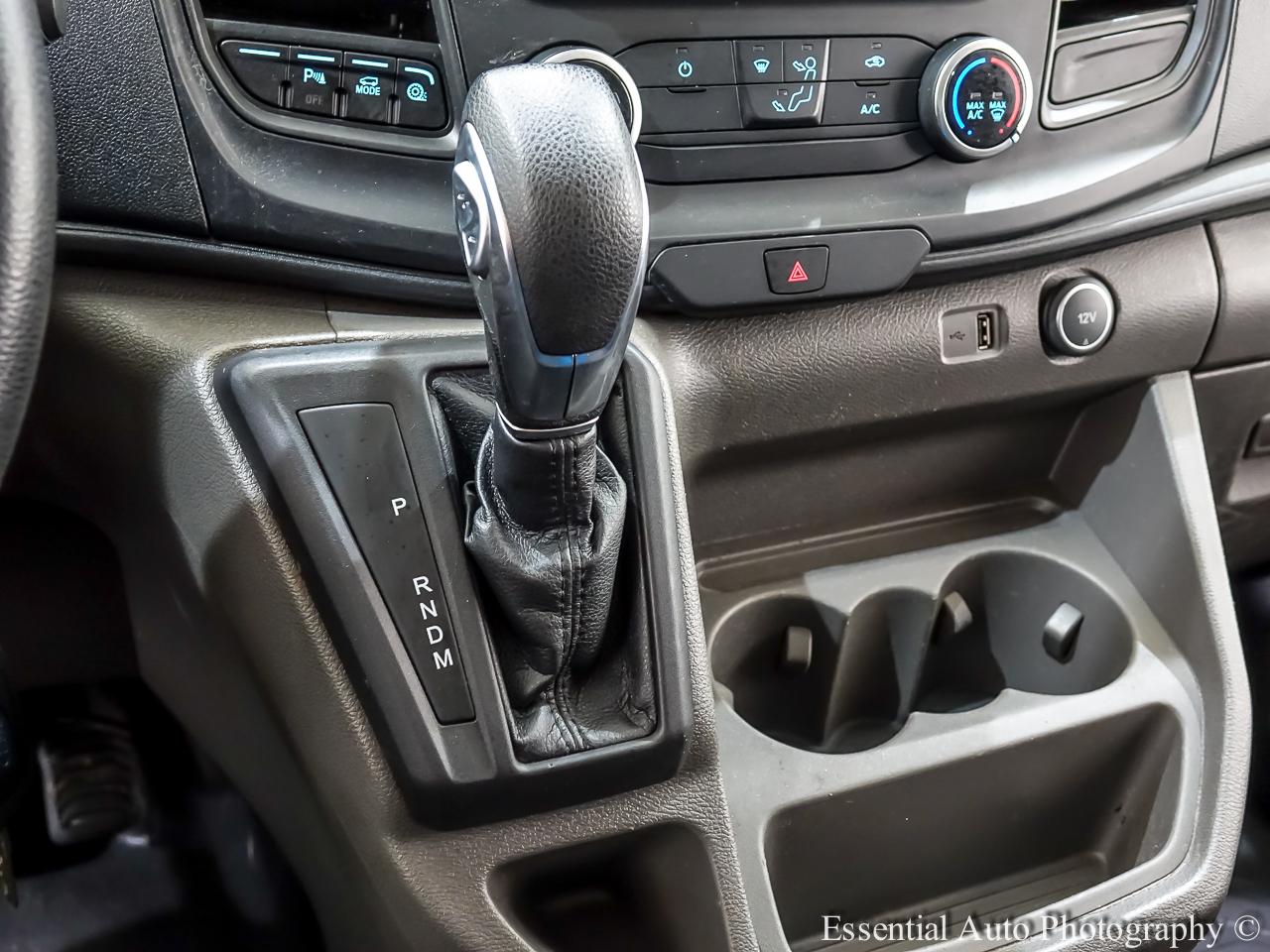 Ford Transit 250 Van Low Roof w/Sliding Pass. 130-in. WB 2020