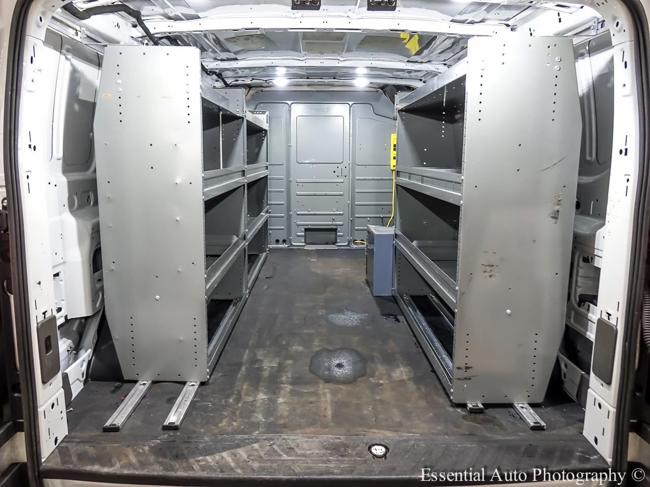 Ford Transit 250 Van Low Roof w/Sliding Pass. 130-in. WB 2020