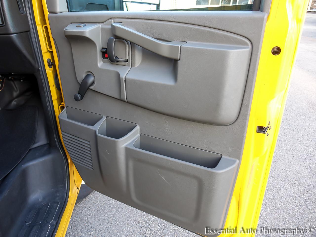 GMC Savana G3500 177 in. 2019