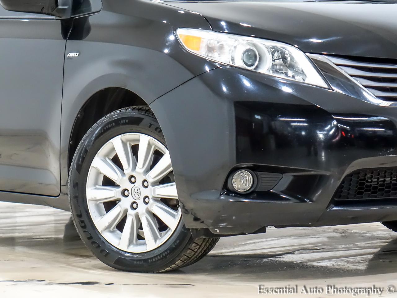 Toyota Sienna  2016