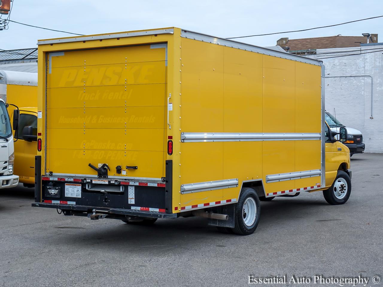 Ford Econoline E-350 Super Duty 2019