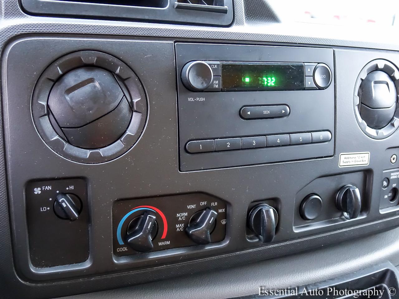 Ford Econoline E-350 Super Duty 2019