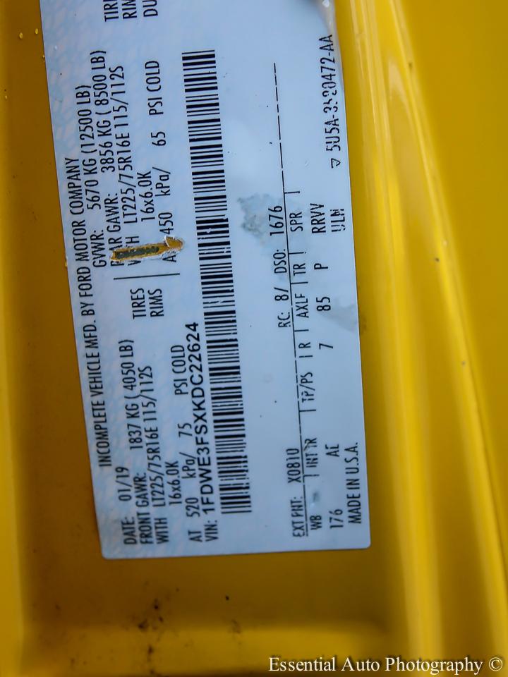 Ford Econoline E-350 Super Duty 2019