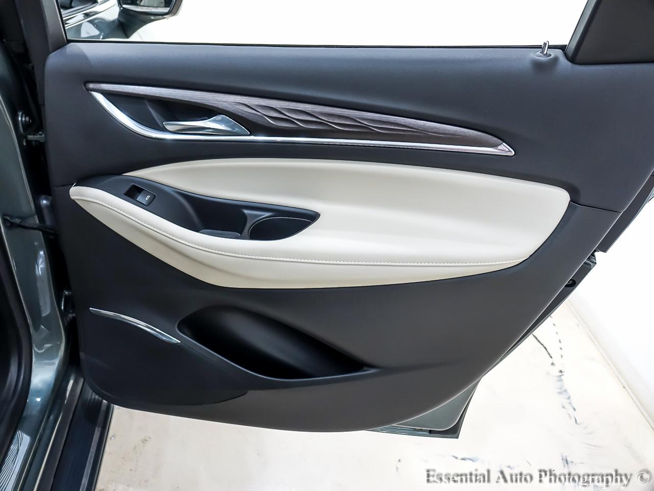 Buick Enclave Avenir AWD 2023