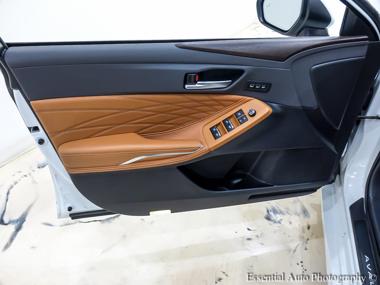 Toyota Avalon Limited 2019