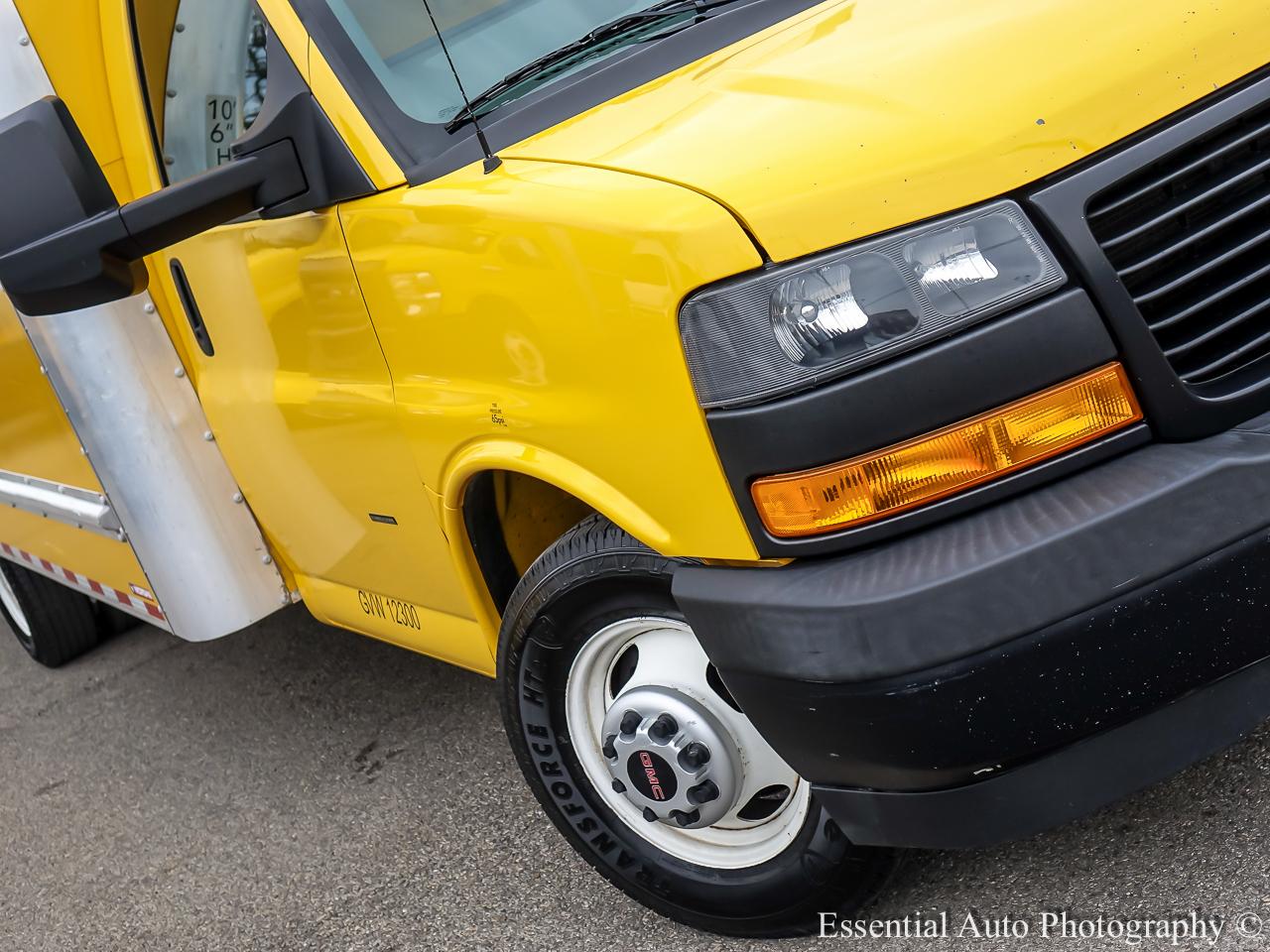 GMC Savana G3500 177 in. 2019