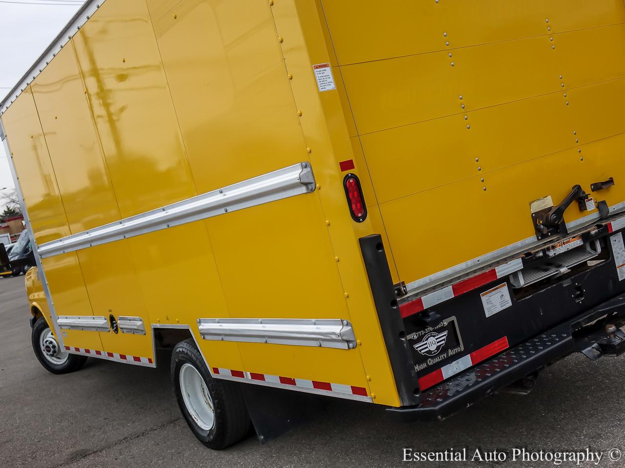 GMC Savana G3500 177 in. 2019