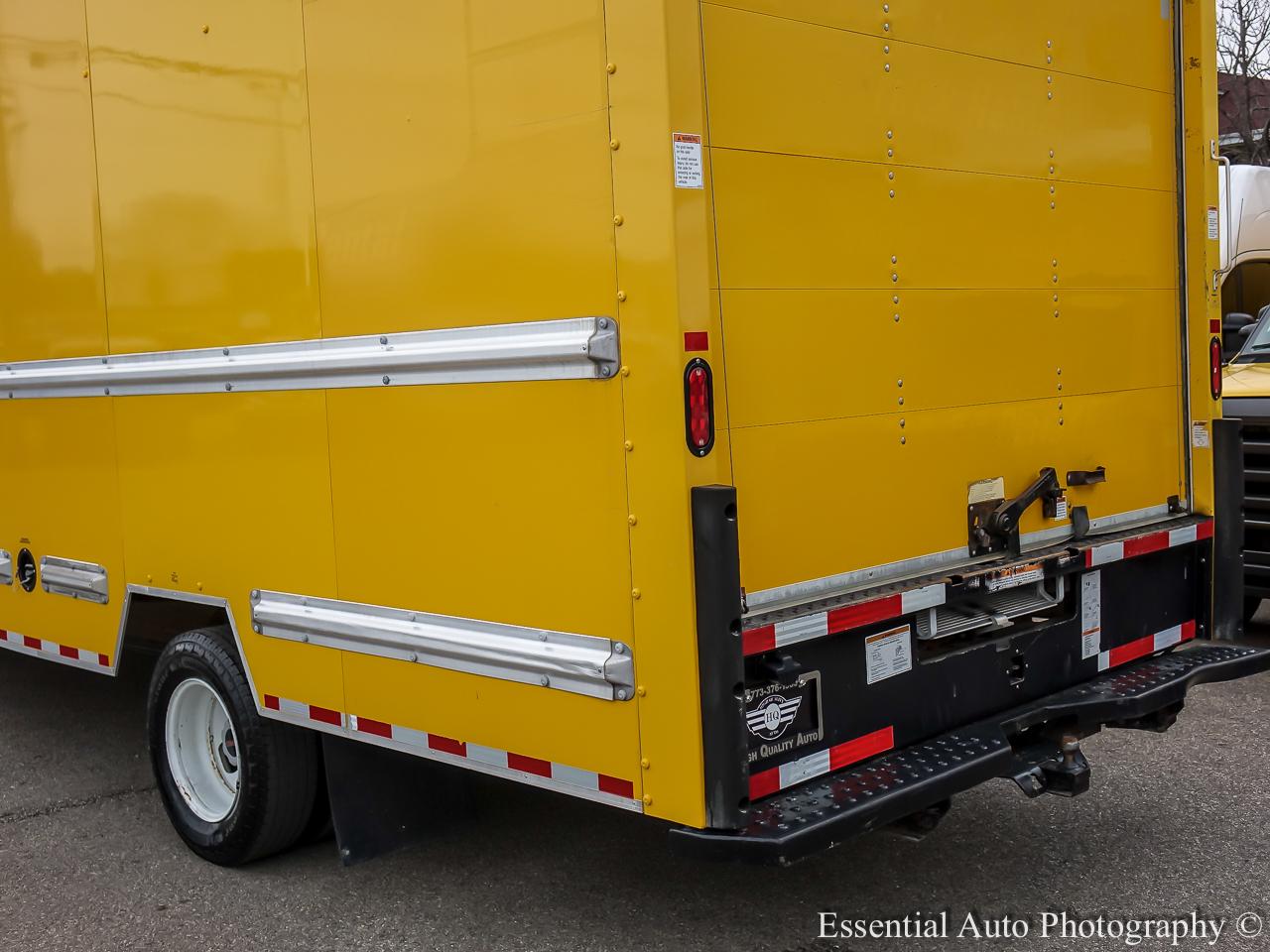 GMC Savana G3500 177 in. 2019