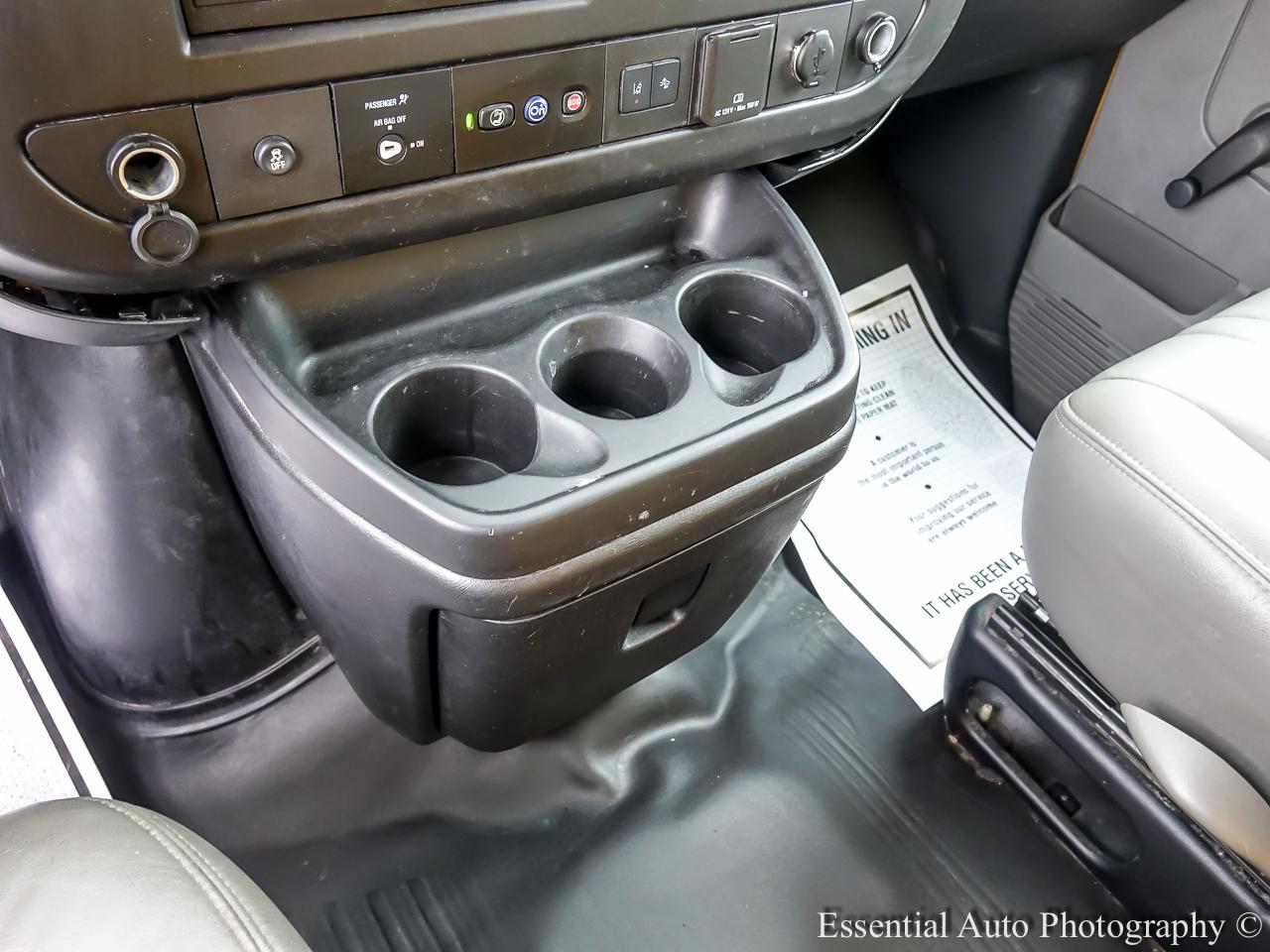 GMC Savana G3500 177 in. 2019